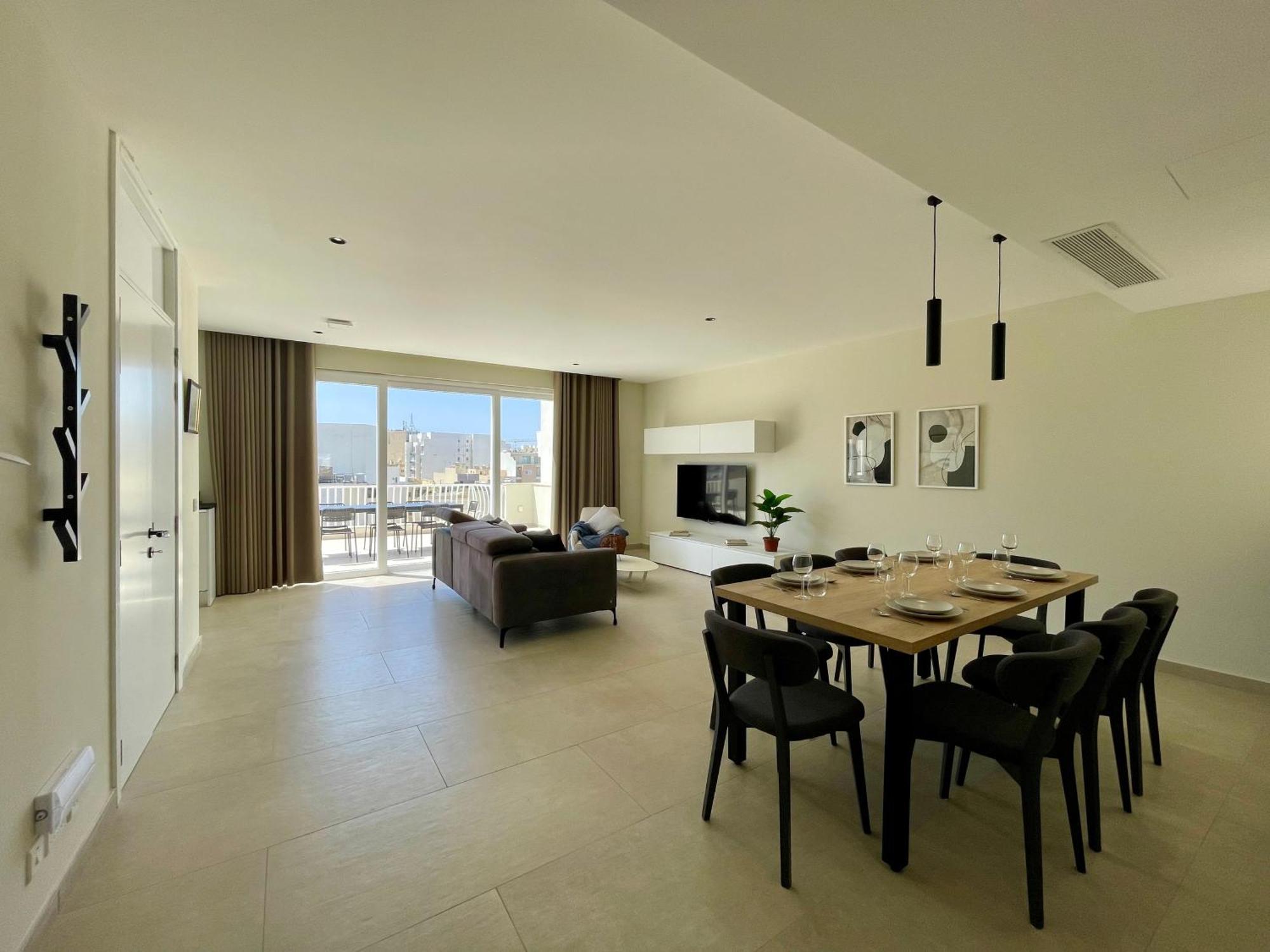 Bugibba Square Seafront Lux Apartments By Holi 圣保罗湾城 外观 照片