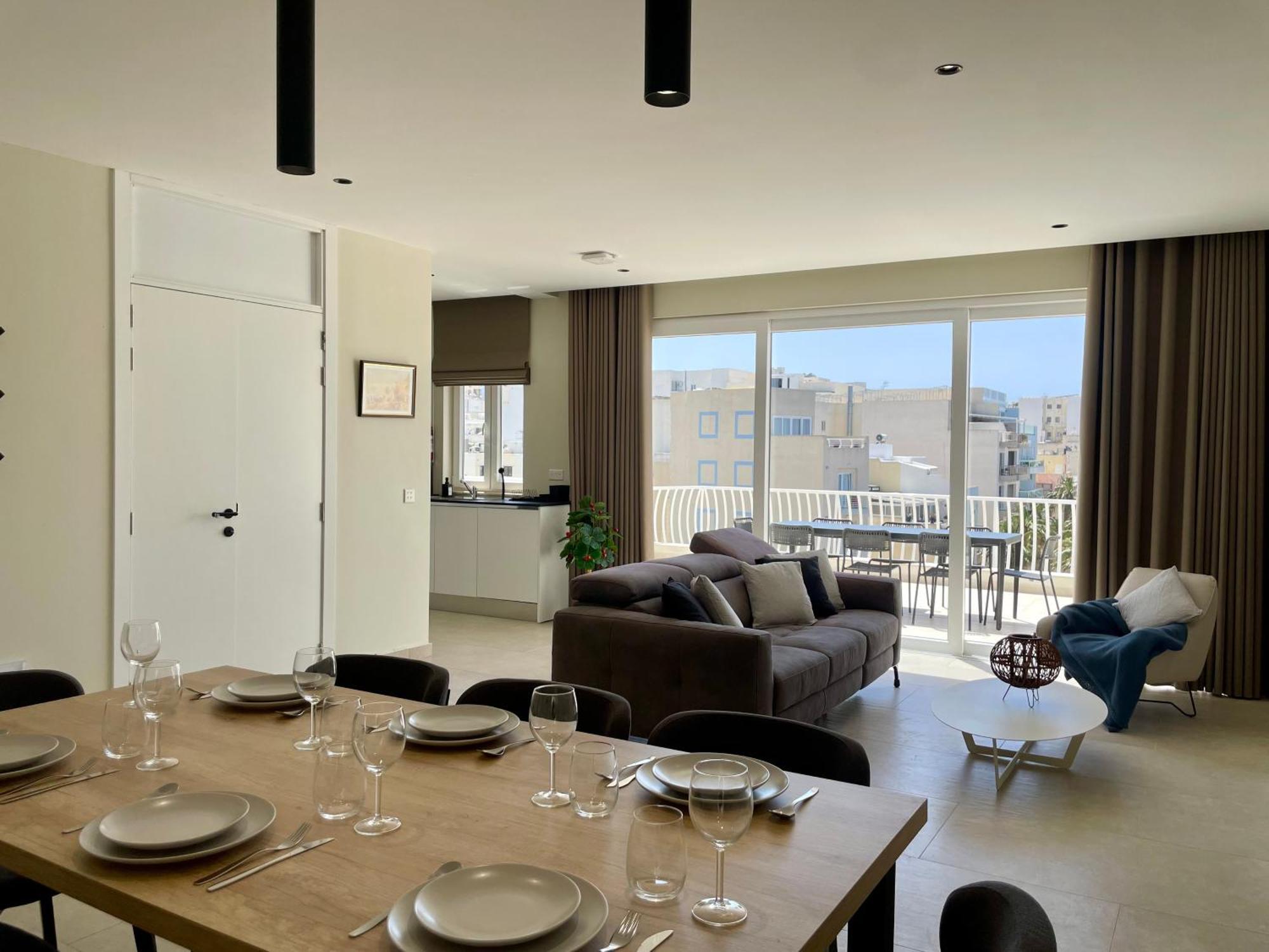 Bugibba Square Seafront Lux Apartments By Holi 圣保罗湾城 外观 照片